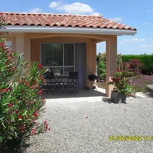  Hébergement de vacances Maisonnette Neuve à La Campagne