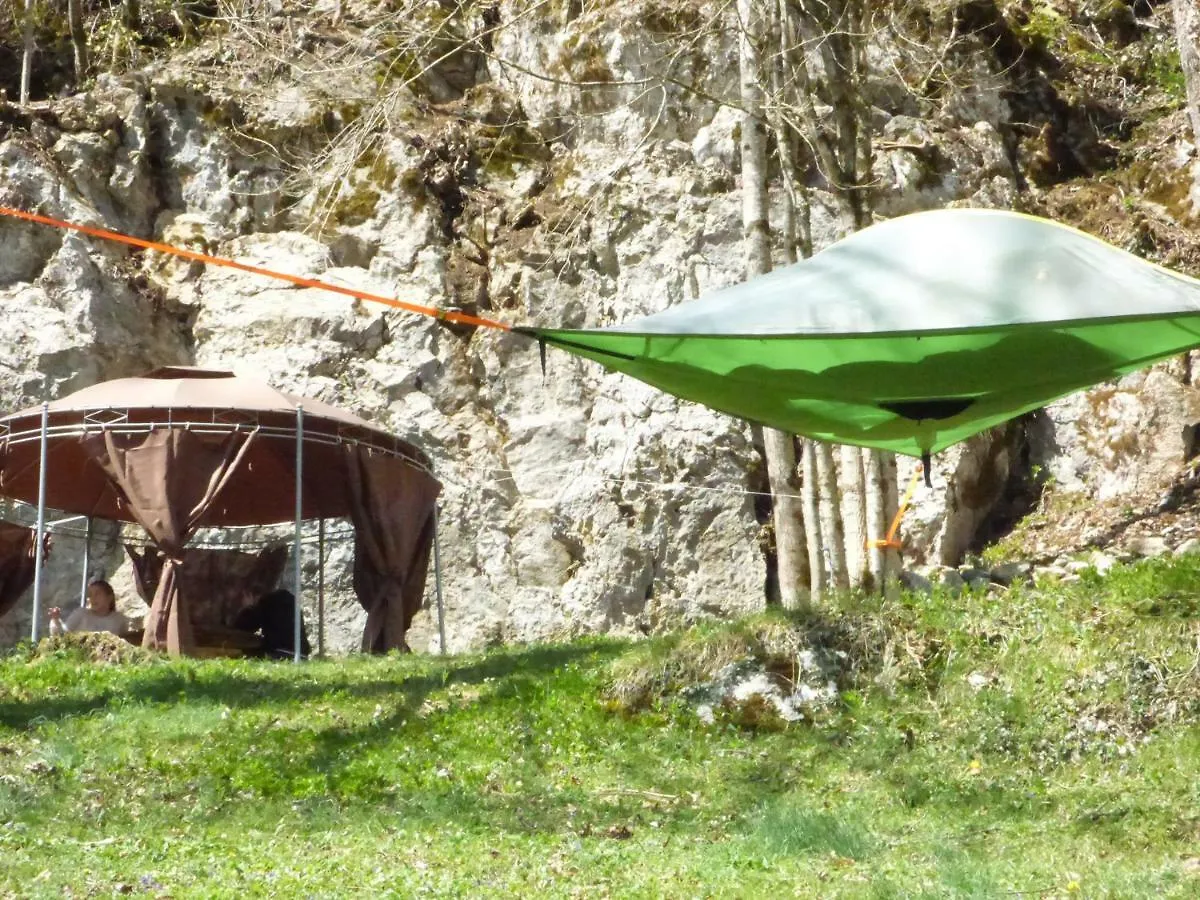 Luxe tent D'Tente Sky Lodge Massat Frankrijk
